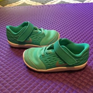 Nike shoes, size  7 toddler